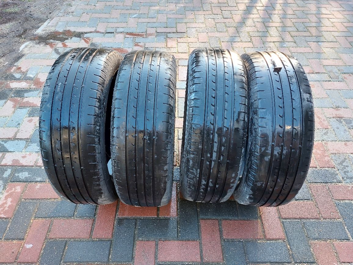 215/60/17 r17. Opony letnie do suva. Goodyear efficientgrip komplet