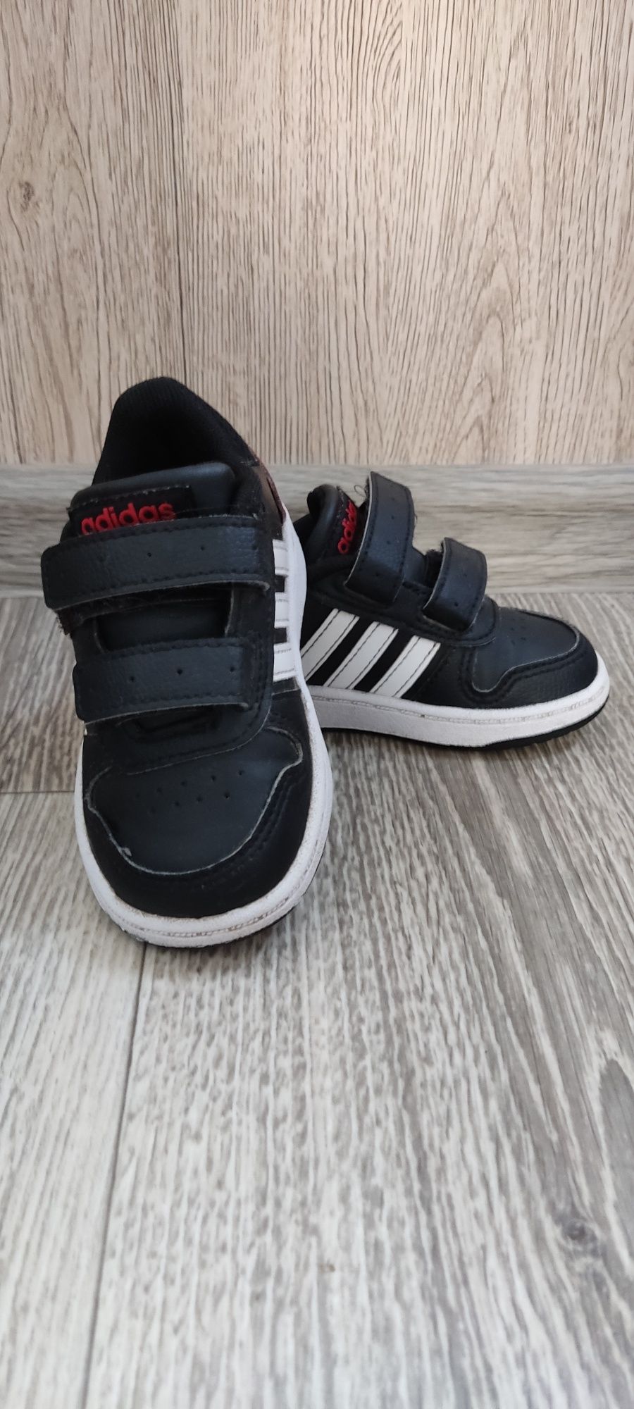 Дитячі кросівки Adidas