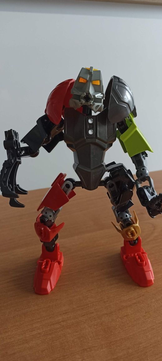 Robot LEGO Bionicle