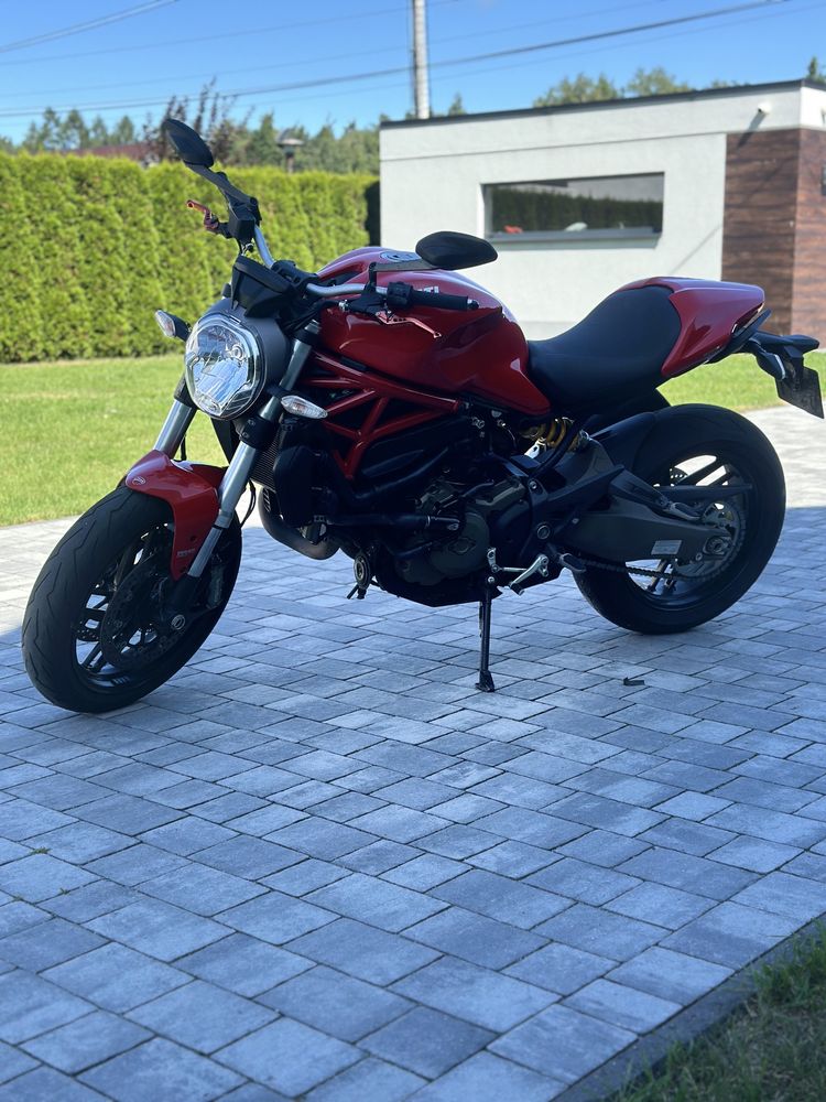 Ducati monster 821