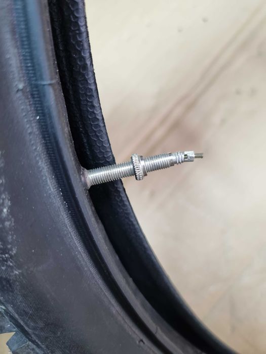 Opona Schwalbe 26x2.25 z dętką