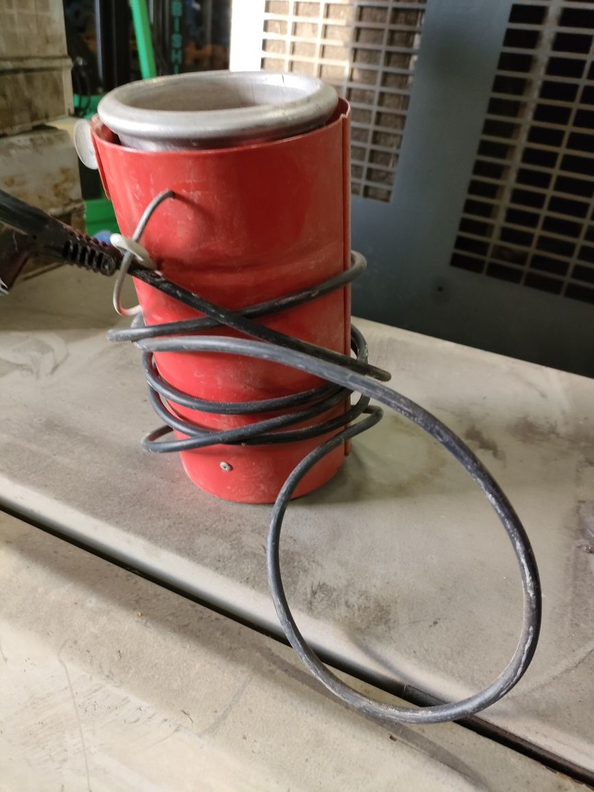 Sulfulator, szklarnie, mączniak.