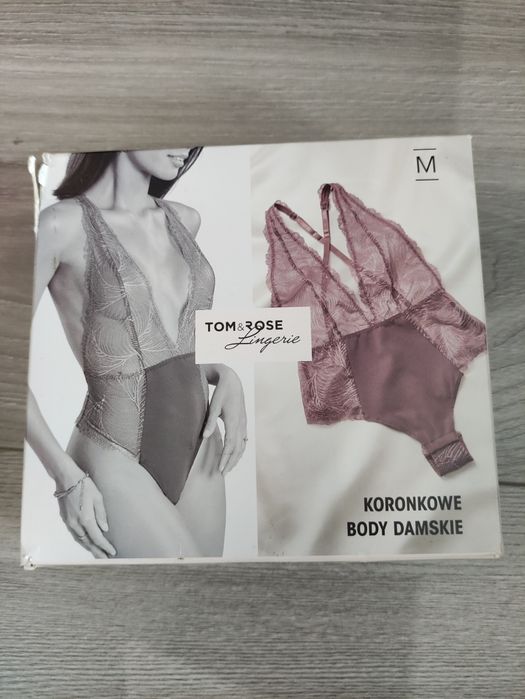 Koronkowe body damskie r. M