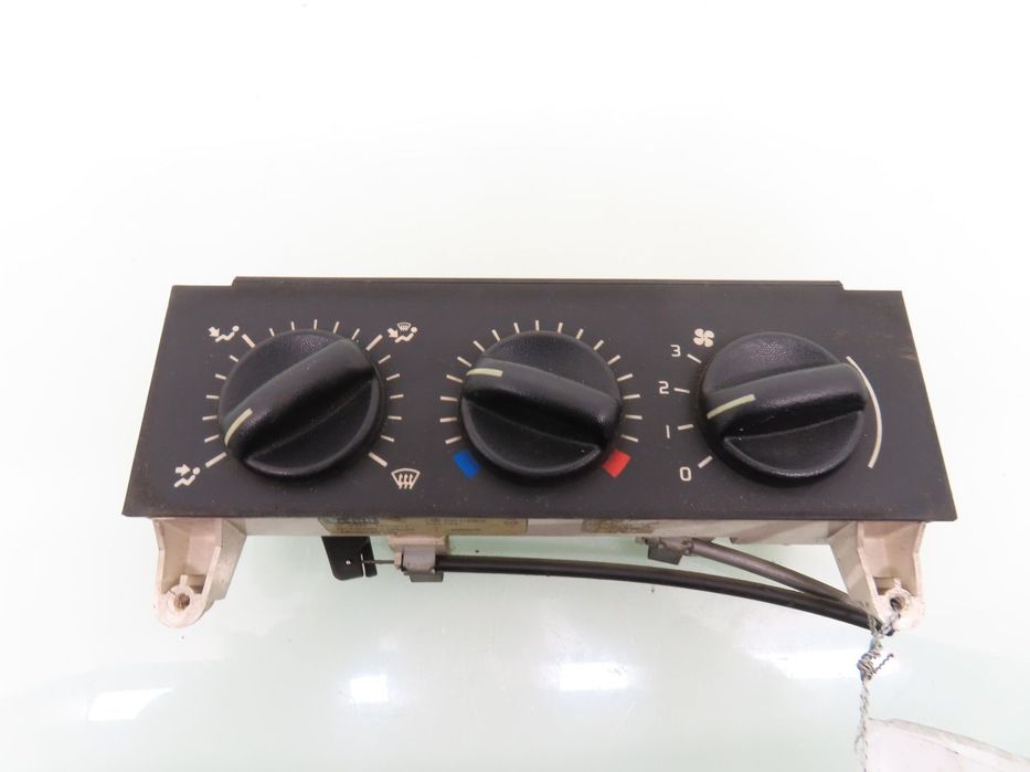 PANEL NAWIEWU RENAULT MASTER II 133761F