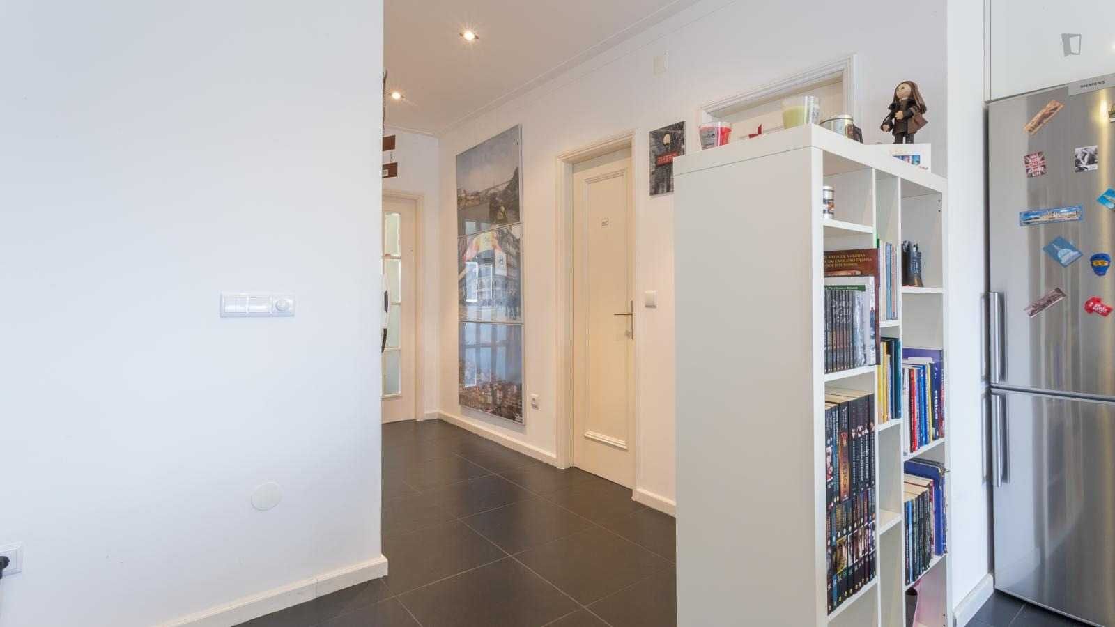 Quarto em Valbom perto do Porto - contas incluídos