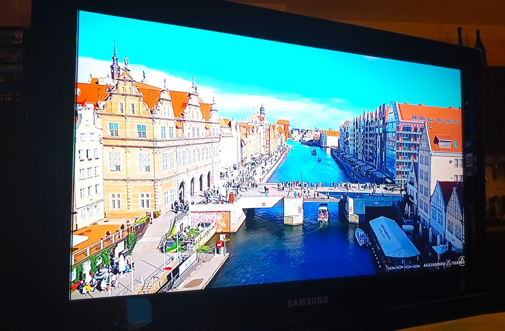 Telewizor LCD Samsung 26 cali, stan idealny, pilot WYSYŁAM
