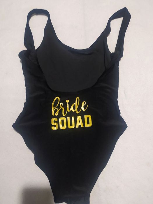 Купальник.    .  .