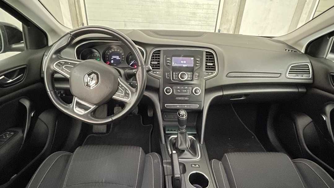 Renault Megane Sport Tourer 1.5 Dci 110 V - 2017 - Impecável de tudo