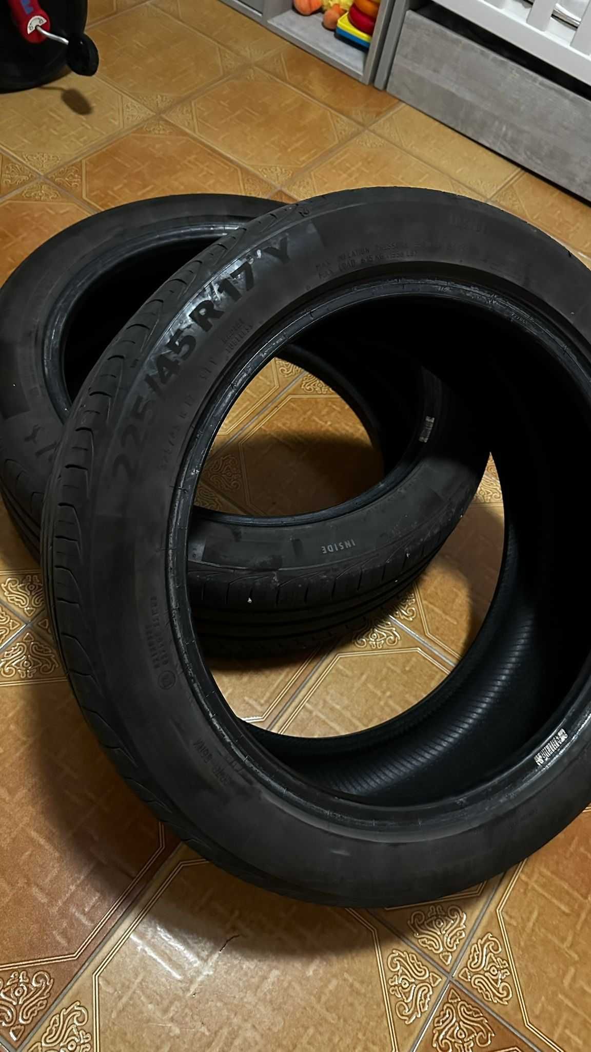 Vendo Pneu Usado 225/45r17 91Y Continental PremiumContact 6 (Par)