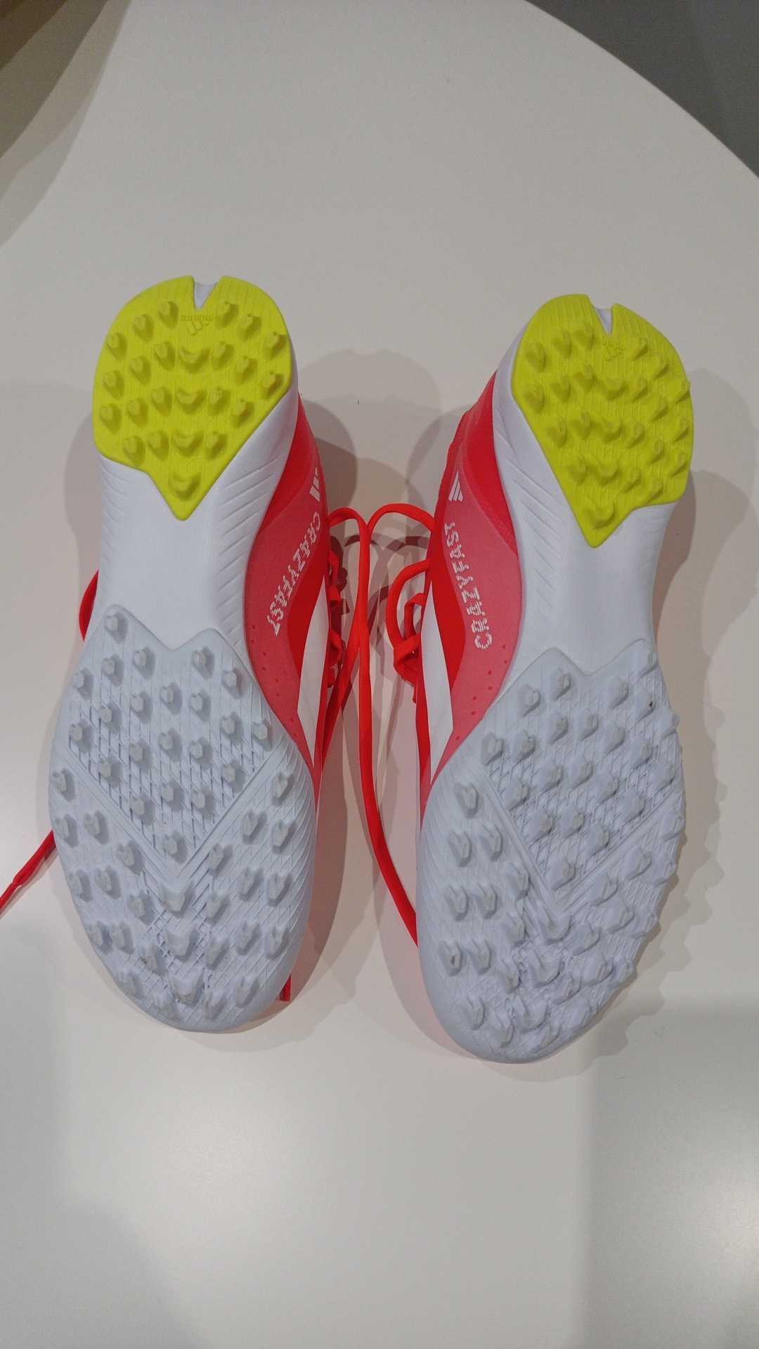 Sapatilhas TF Adidas novas 40 1/2