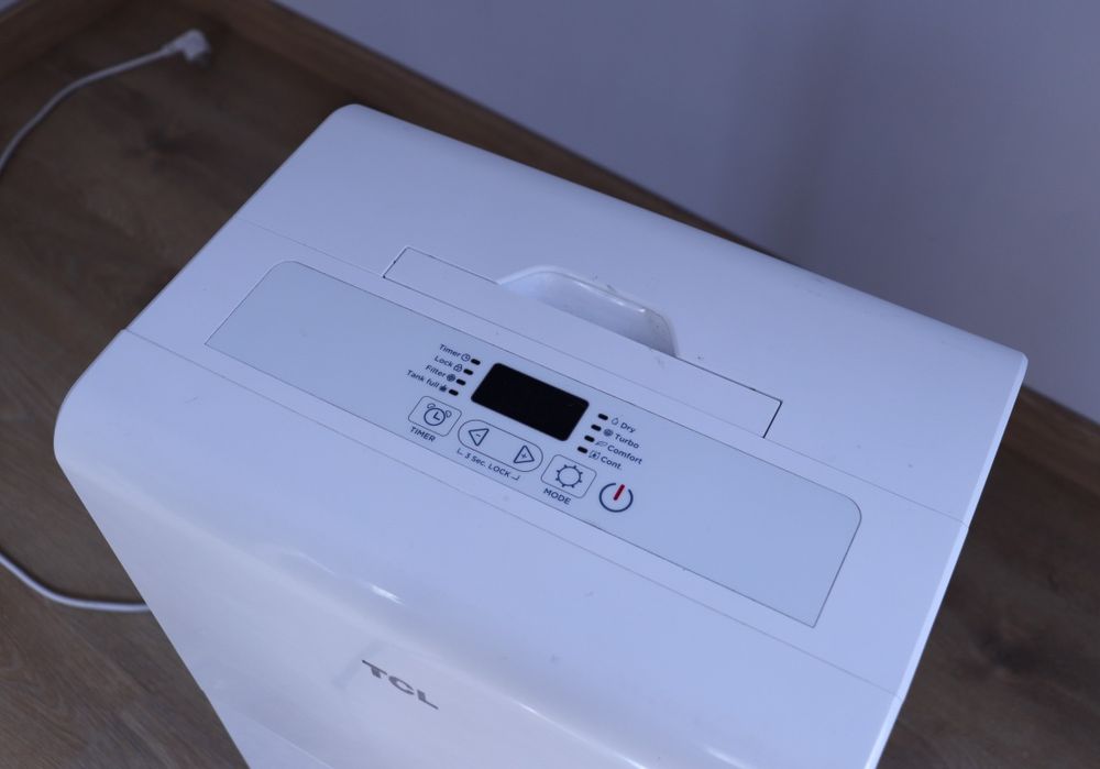 Osuszacz powietrza TCL DEM50EB