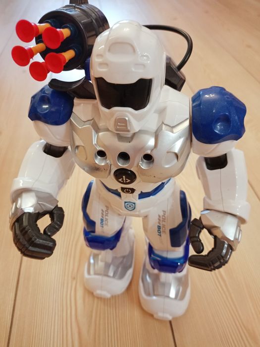 RRobot zdalnie sterowany na ładowanie