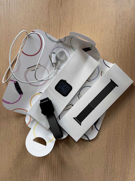 Apple Watch SE 3, 40 mm GPS + Cellular – Como novo