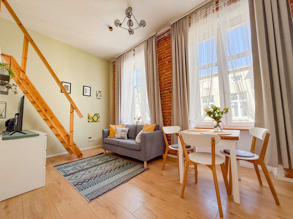 Trójpak inwestycyjny - dochodowy biznes airbnb w Centrum Łodzi.