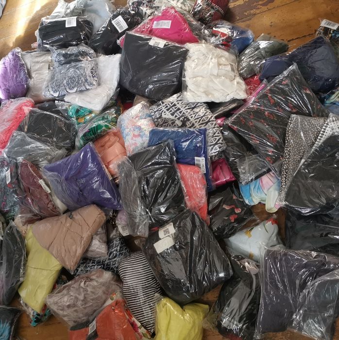 Odzież z Anglii Cream najlepsza jakość 10kg