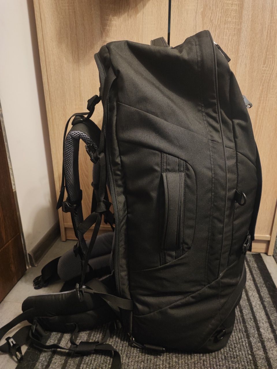 Plecak turystyczny Deuter Transit 65L. Bez małego dodatkowego plecaka