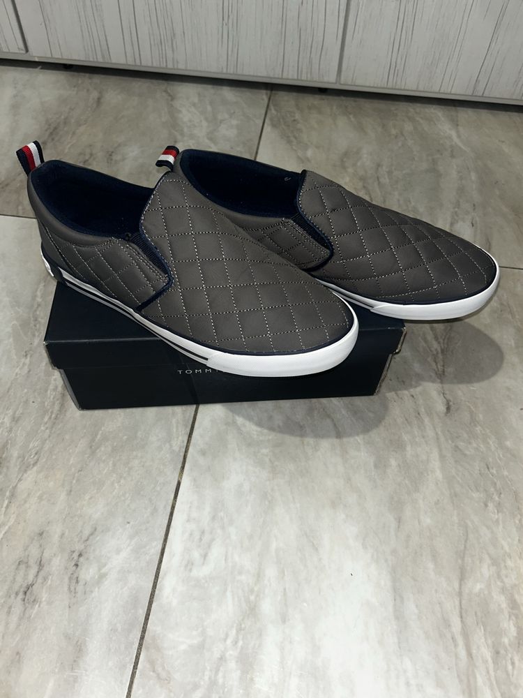 Оригінальні сліпони Tommy Hilfiger