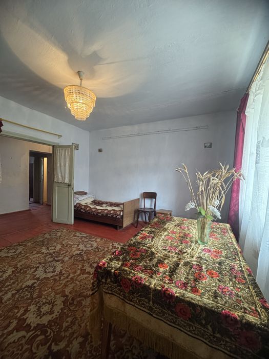 && 2 кімнатна квартира в Ізяслові