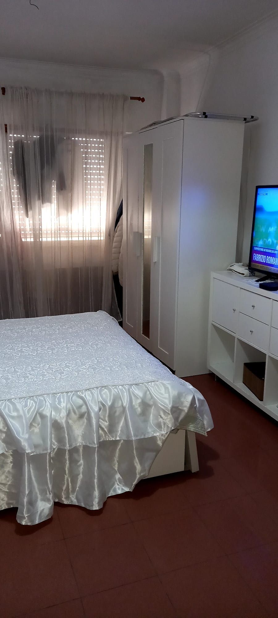Vendo apartamento t4 em camarate