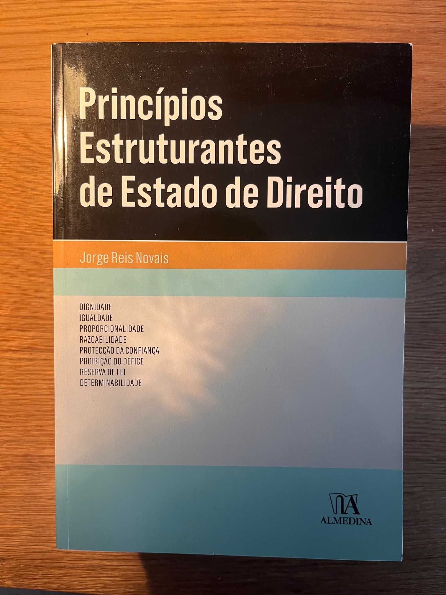 Livros de Direito (8)