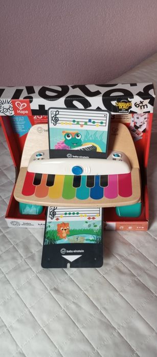 Pianino Hope z 3 arkuszami muzycznymi