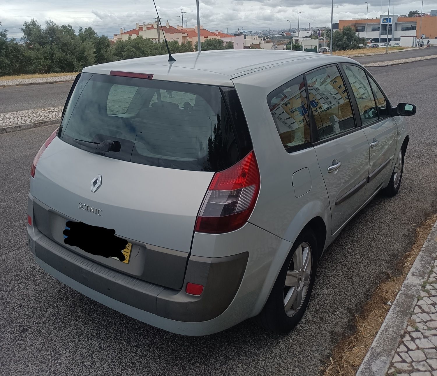 RENAULT SCENIC 1.5 DCI  - 7lug - 2005