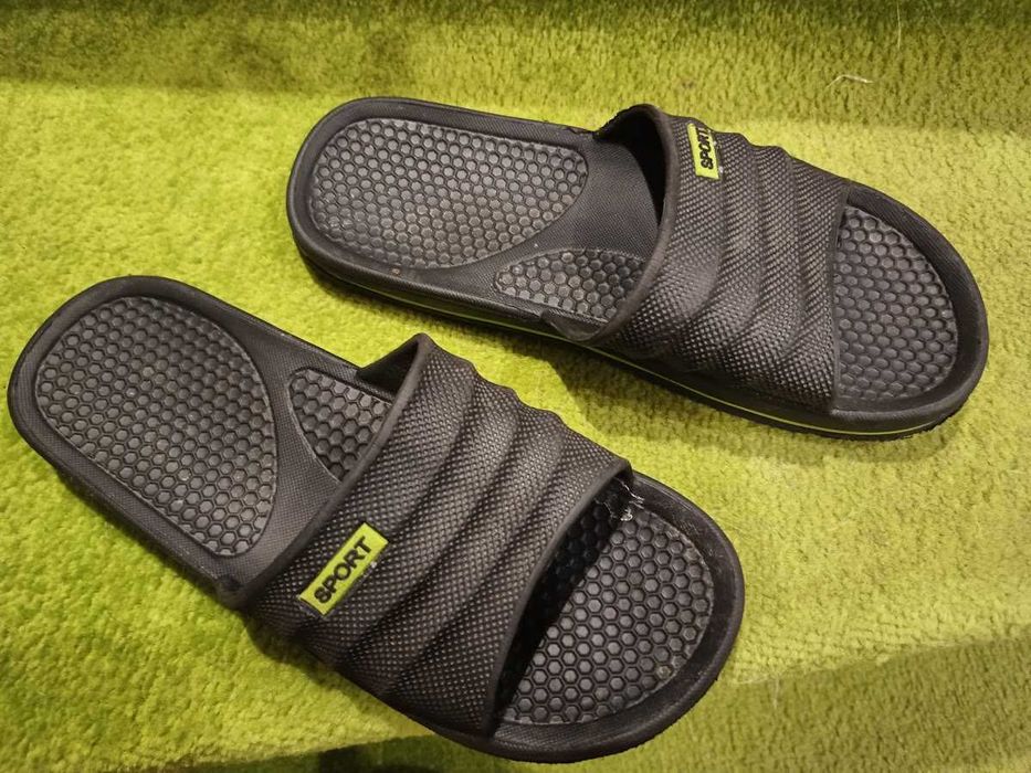 oddam klapki męskie za darmo