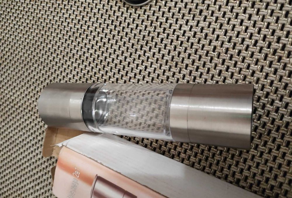 Мельница для приправ на 2 отдела нержавейка стекло