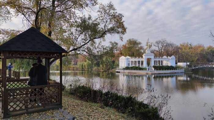 видовая квартира Центр-Городской район на  берегу реки возле парков