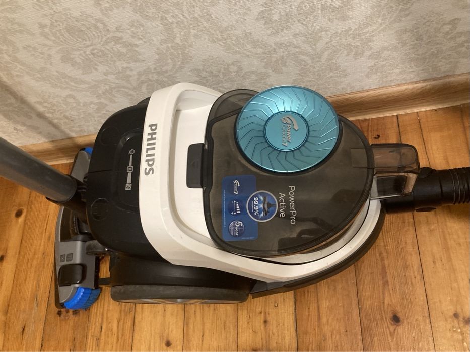 Пилесос,полосос philips,філіпс