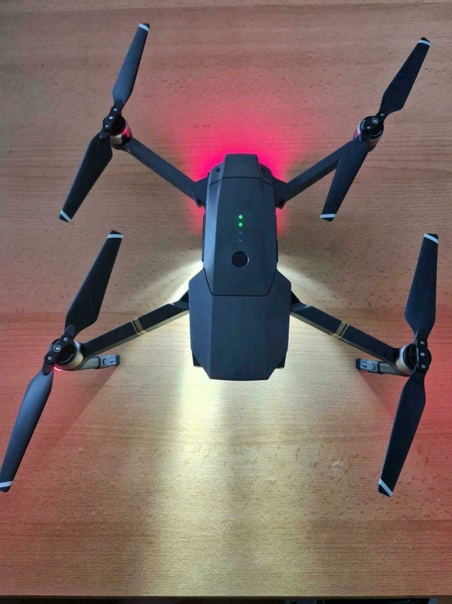 Drone Dji Mavic Pro com extras, duas baterias, bolsa, comando