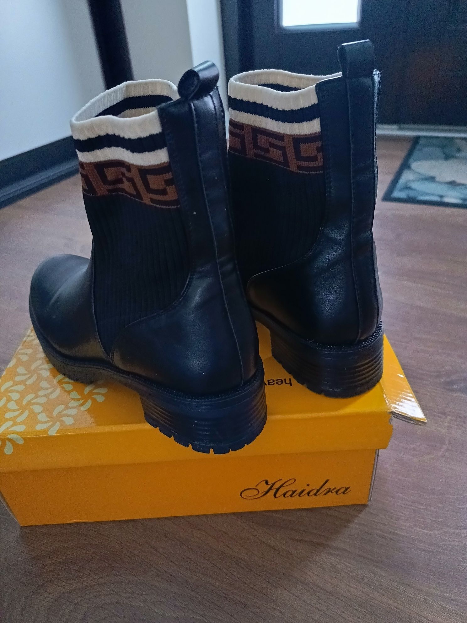 Buty damskie botki 39