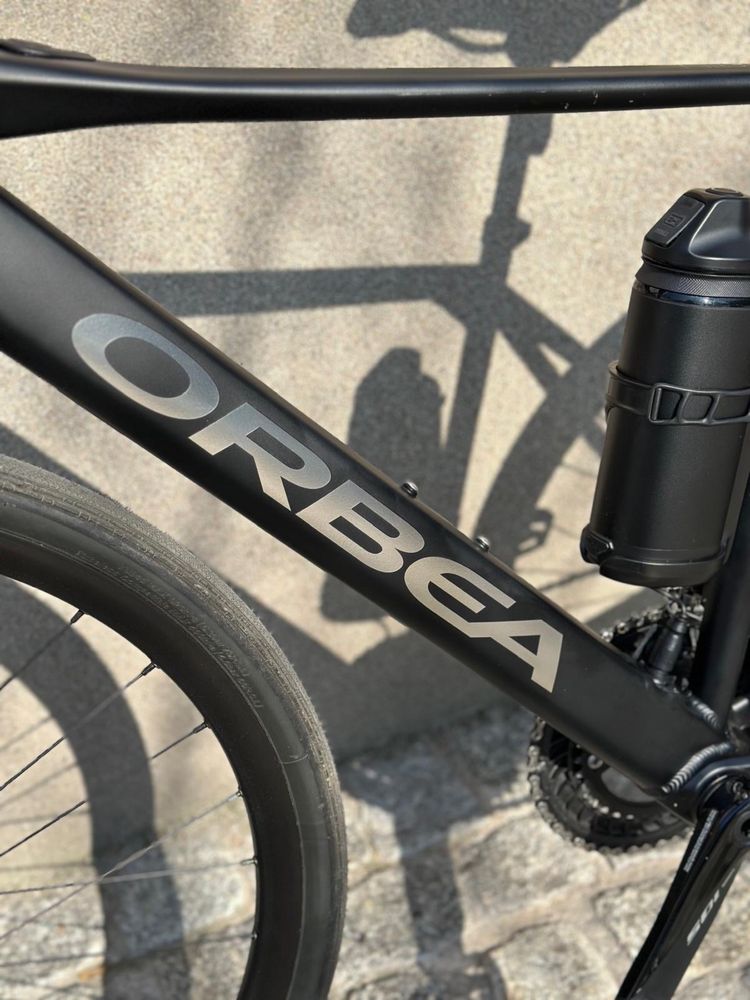 Gravel elektryczny Orbea Gain D20 M Black - titanium Mahle + PowerMore
