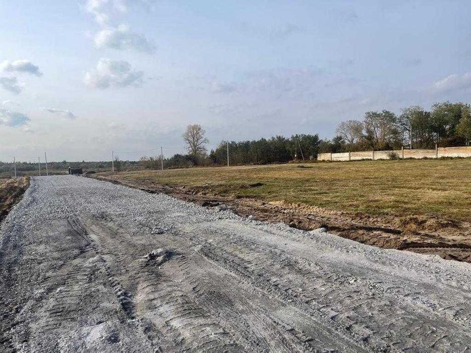 Продам участок в пос.Обуховка