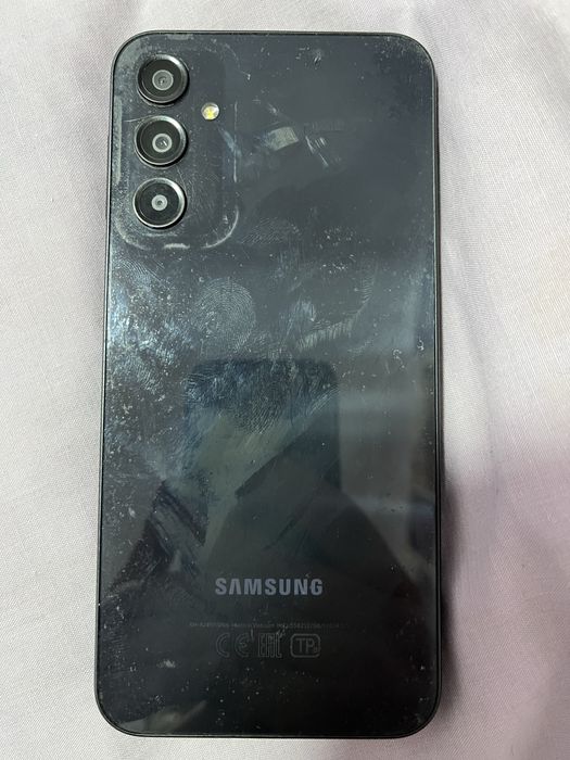 Samsung A24 в хорошому стані
