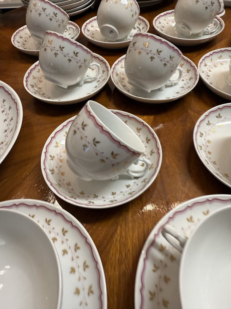 Serwis porcelanowy Furstenberg obiadowy śniadaniowy biała złote 1596