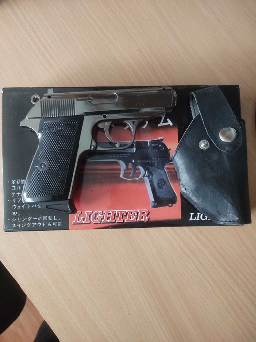 Сувенірний пістолет