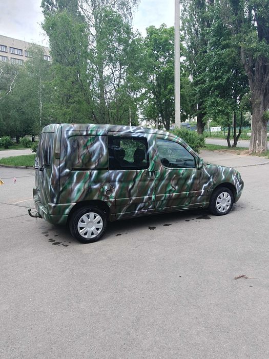 Продам Peugeot Partner 1 ,9 D