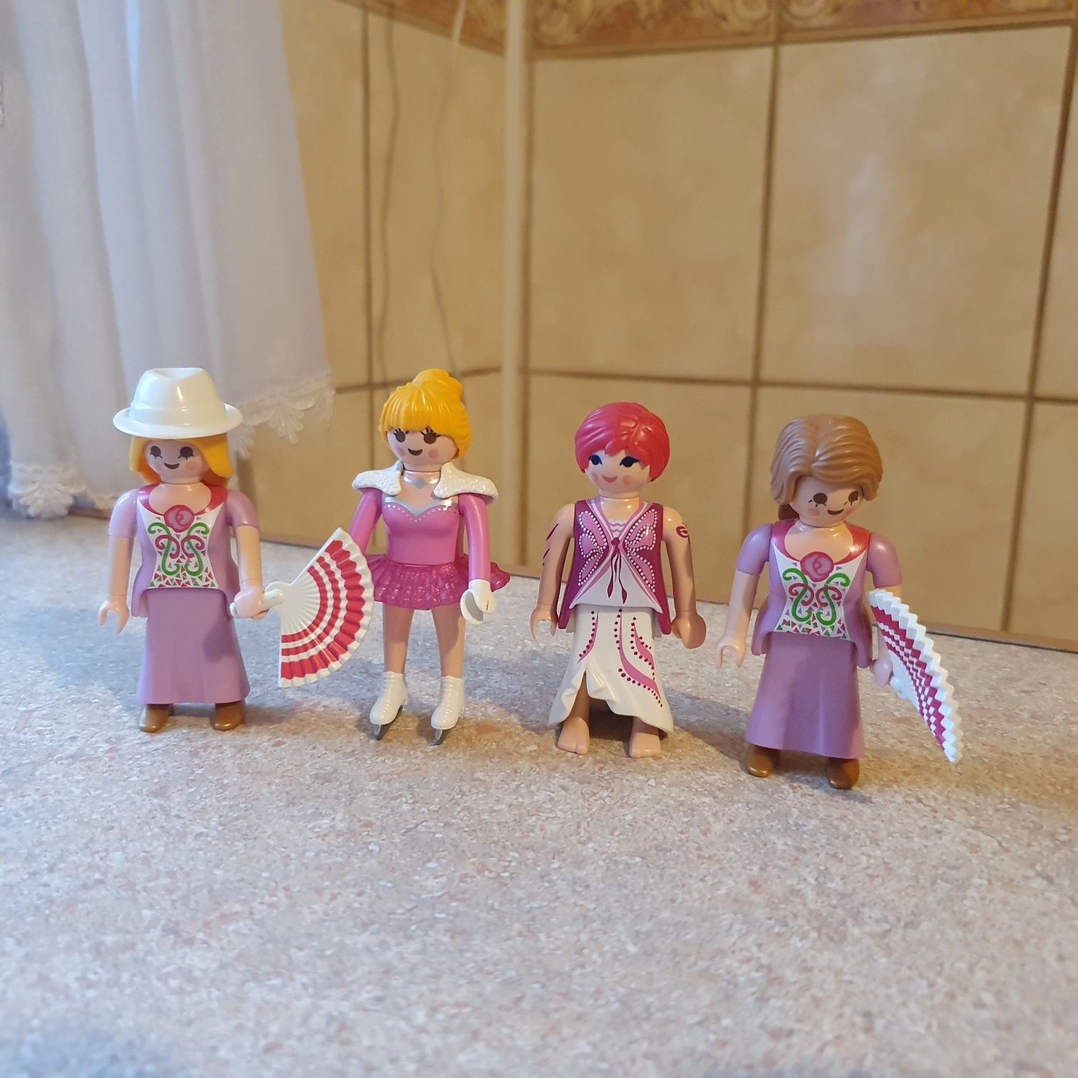 Księżniczka playmobil księżniczki ludziki figurki łyżwiarka