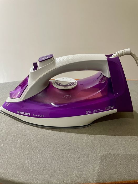 Ferro de engomar a vapor Philips