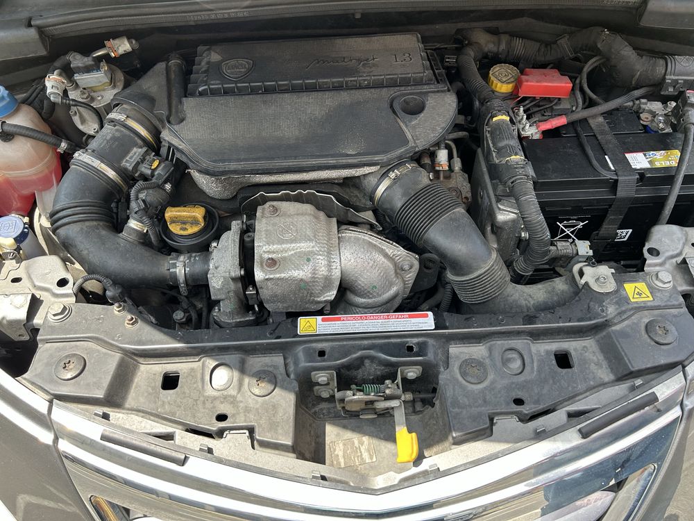 Lancia ypsilon 2014