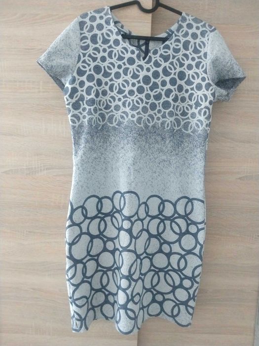 Elegancka sukienka