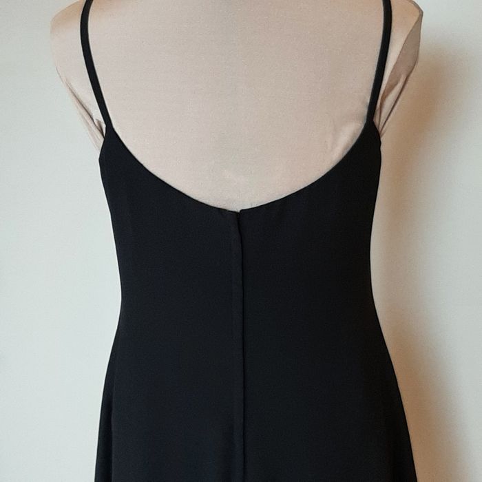 Czarna sukienka wizytowa imprezowa rozm. 40