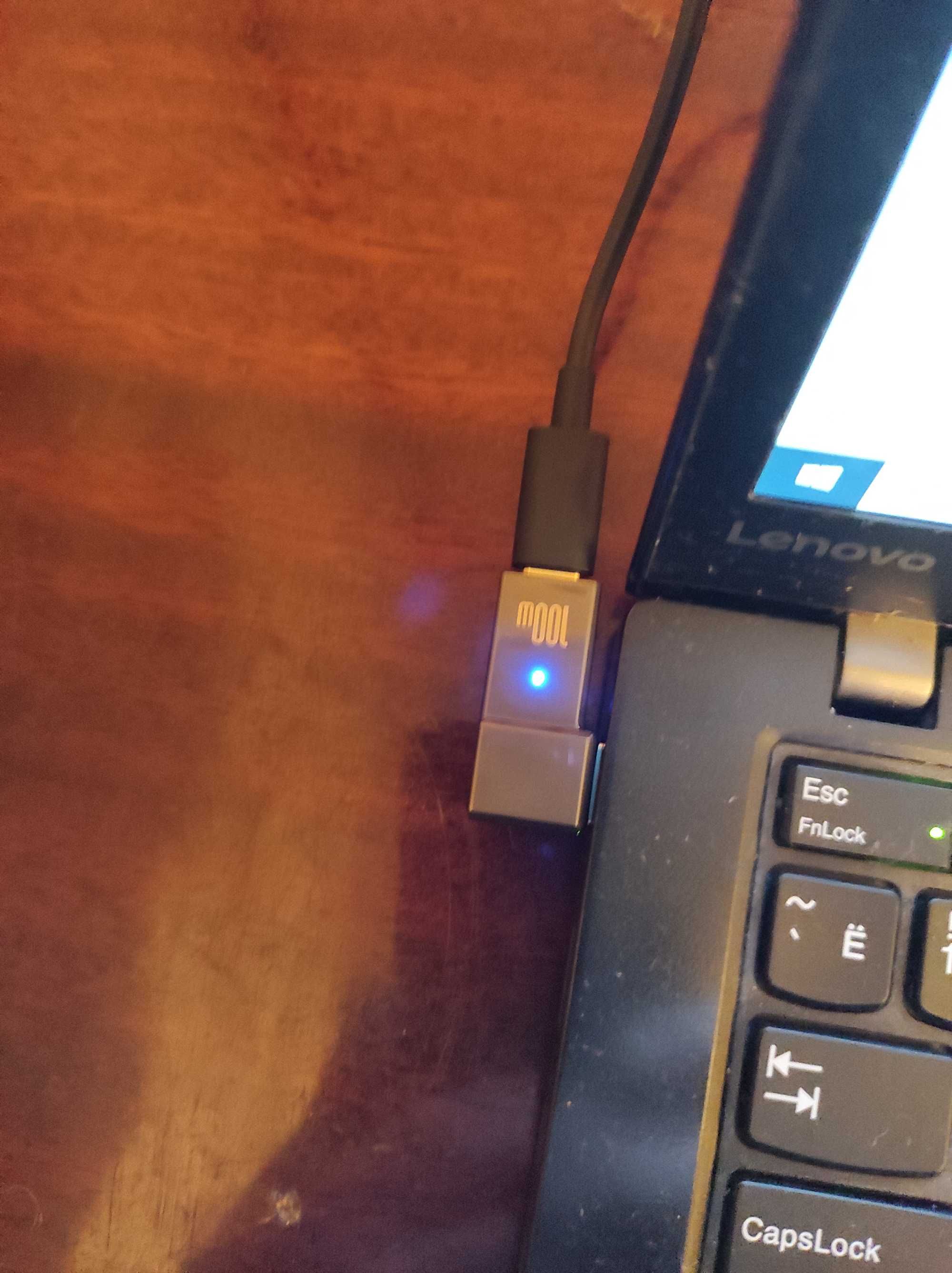 Перехідник Lenovo Square DР USB-C / Type-C