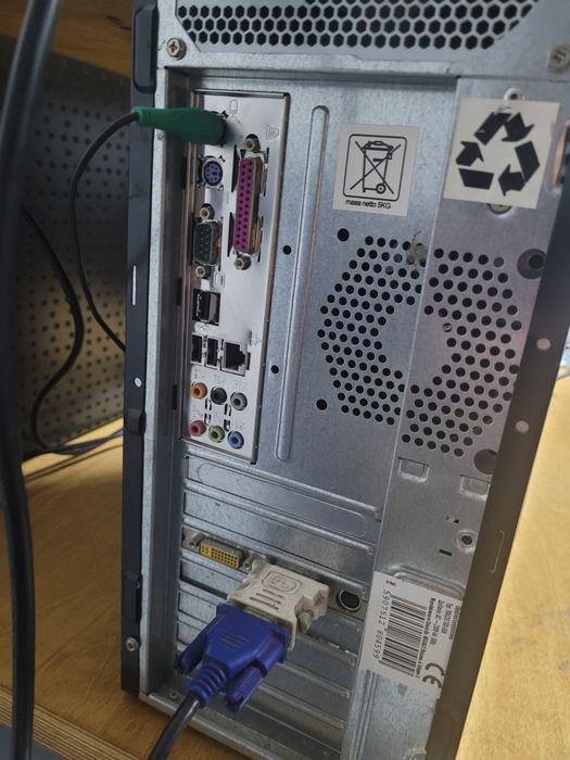 Retro komputer pentium D 2.80ghz  HDD 250gb  nVidia  GeForce 7600 gt