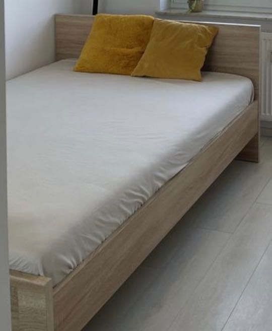 Rama łóżka 140x200 ze stelażem