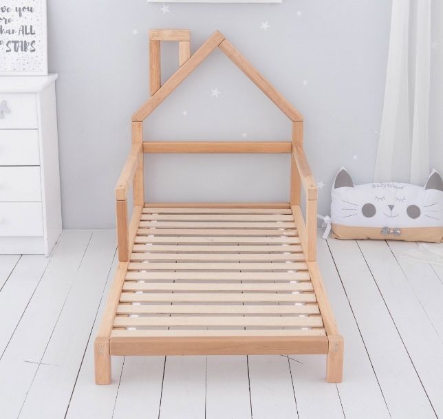 Дитяче ліжко будиночок з матрасом