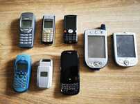 Zestaw starych telefonów Nokia 3210 i inne