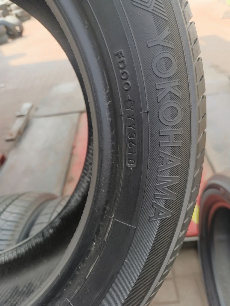 225/55R18 98H Yokohama BluEarth E70BZ opony letnie 4 SZT kurier/montaz