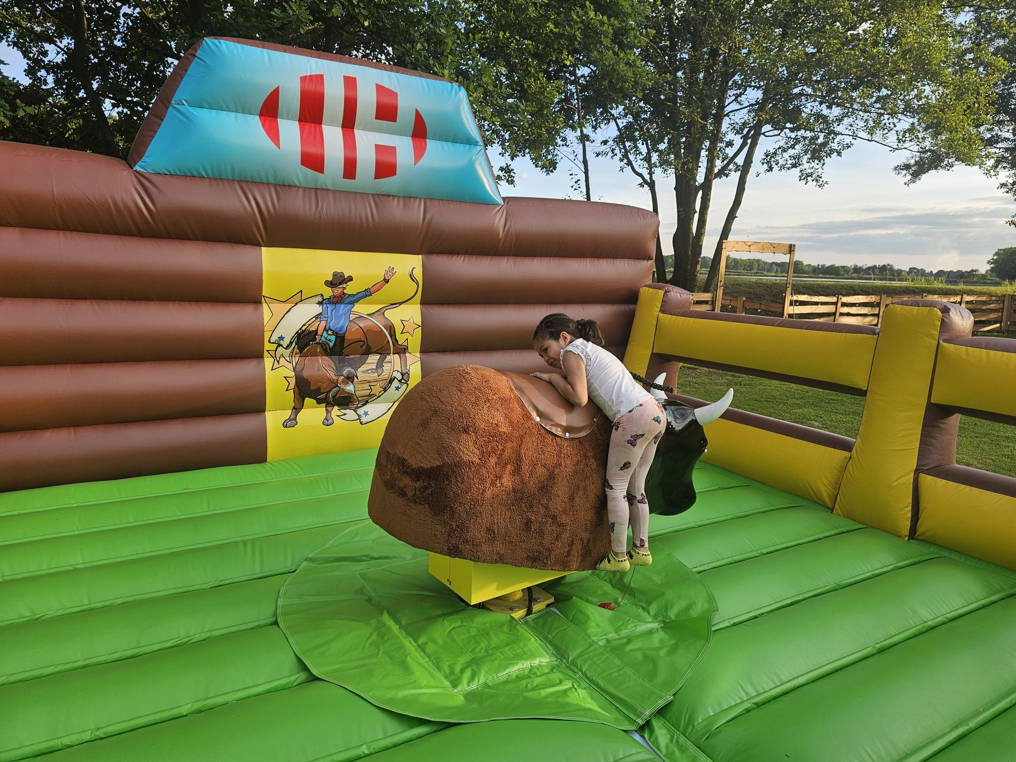 NOWY Byk rodeo mechaniczny dmuchaniec zjeżdżalnia dmuchana dmuchańce